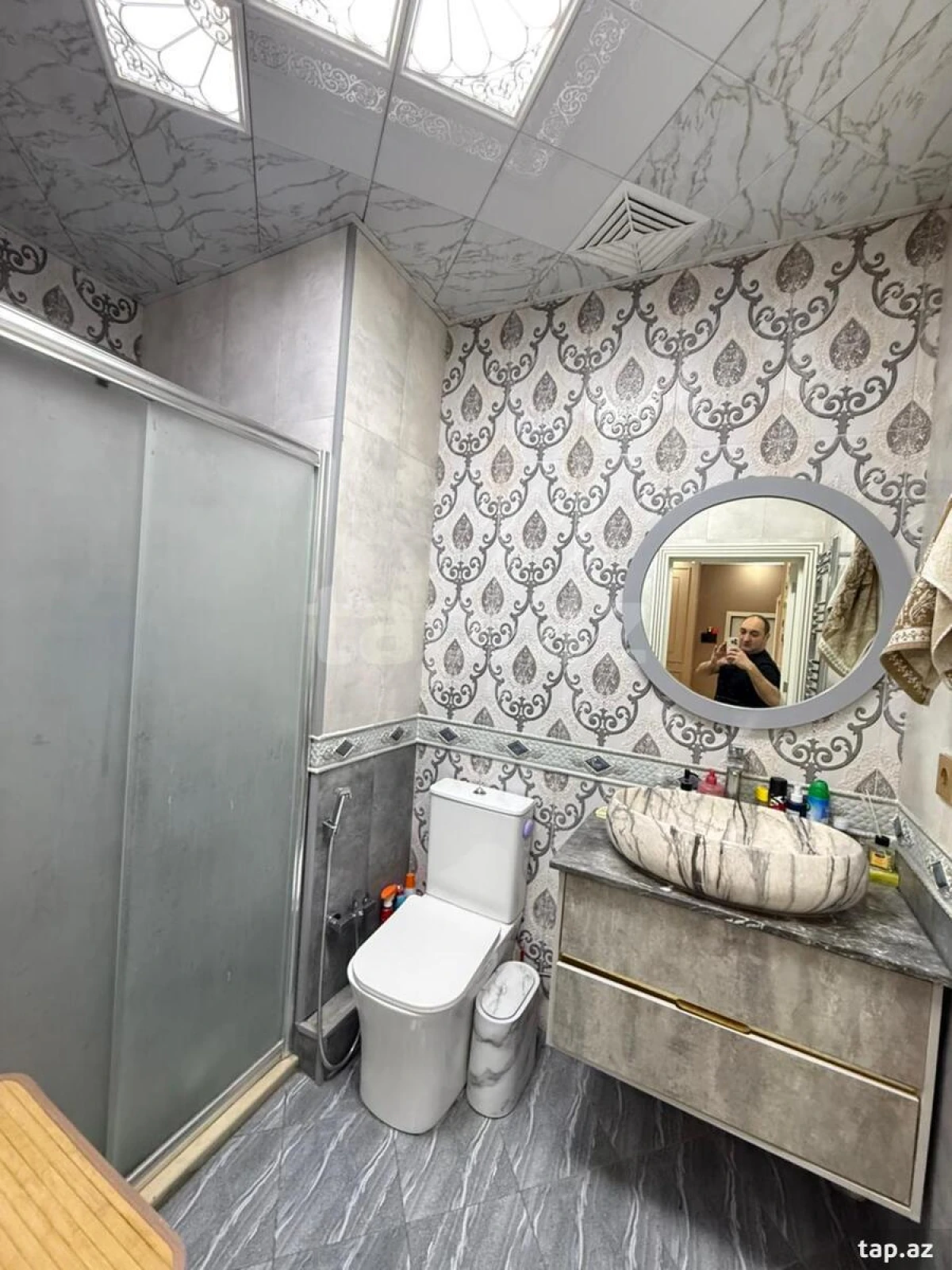 Satılır 3 otaqlı yeni tikili 125 m²