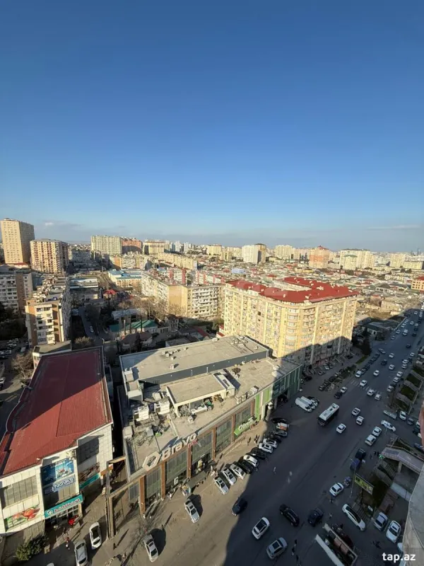 Satılır 3 otaqlı yeni tikili 125 m²