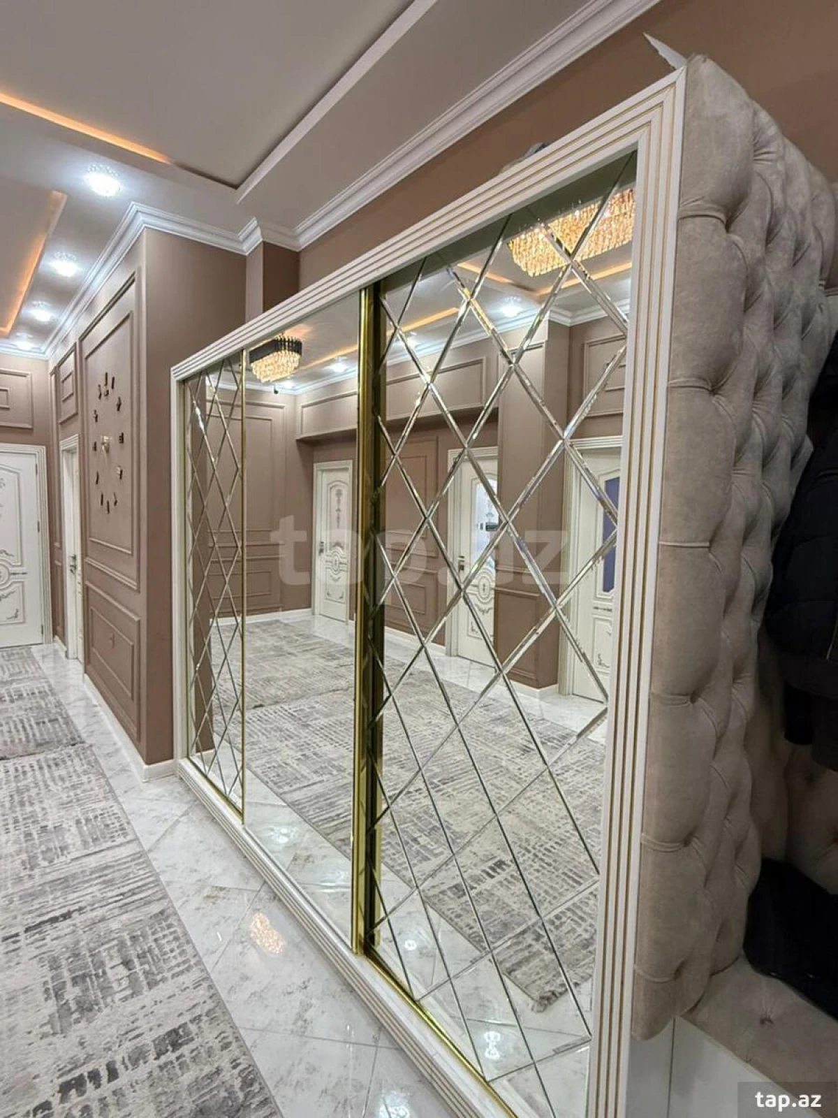 Satılır 3 otaqlı yeni tikili 125 m²