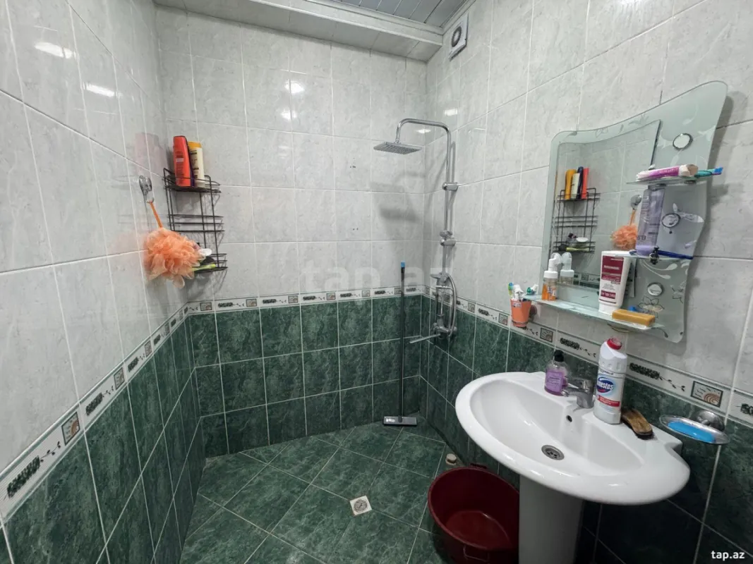 Satılır 2 otaqlı yeni tikili 80 m²