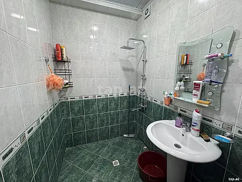 Satılır 2 otaqlı yeni tikili 80 m²