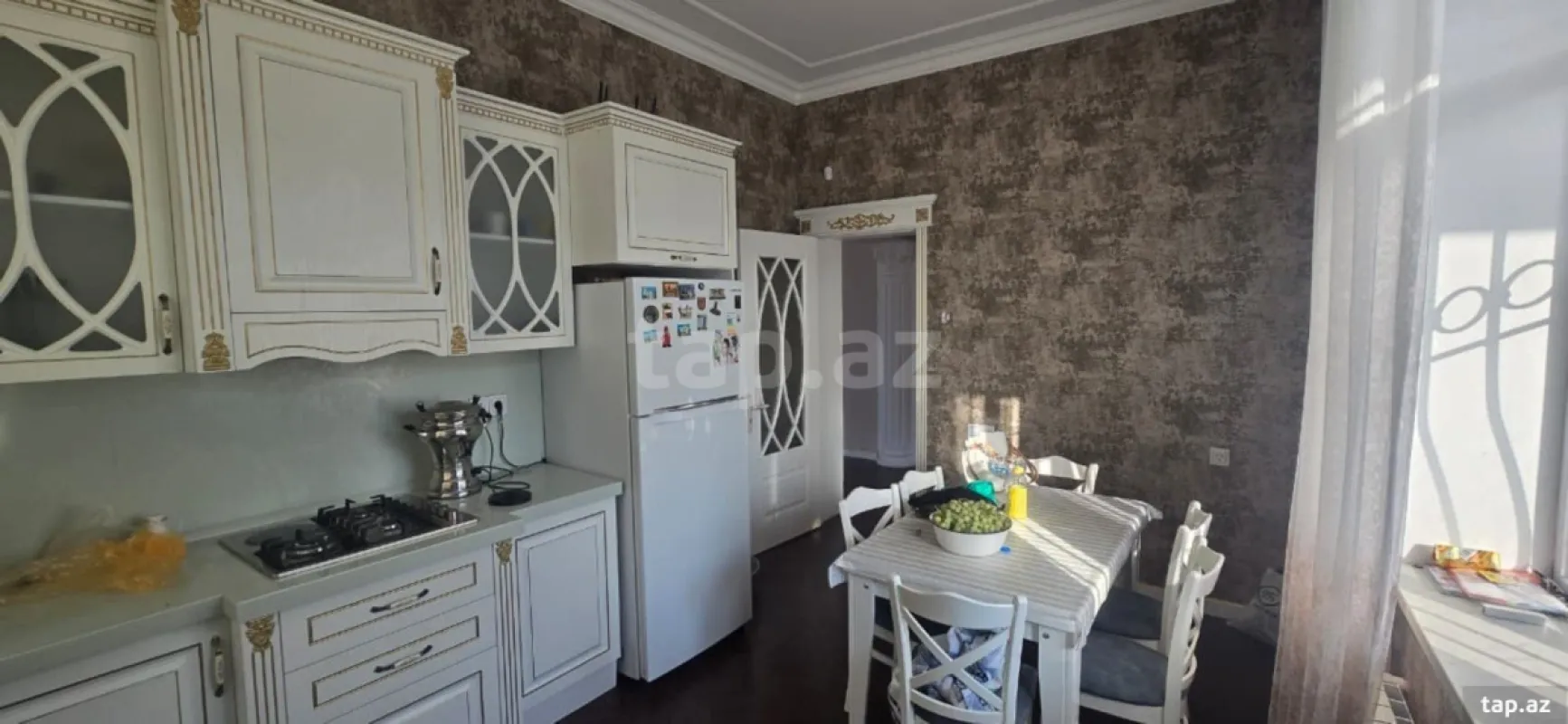 Satılır 6 otaqlı həyət evi