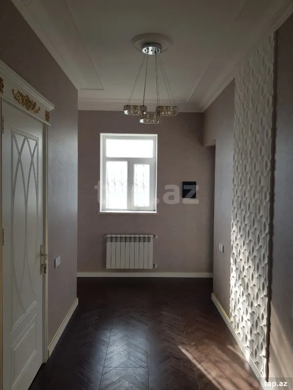 Satılır 6 otaqlı həyət evi