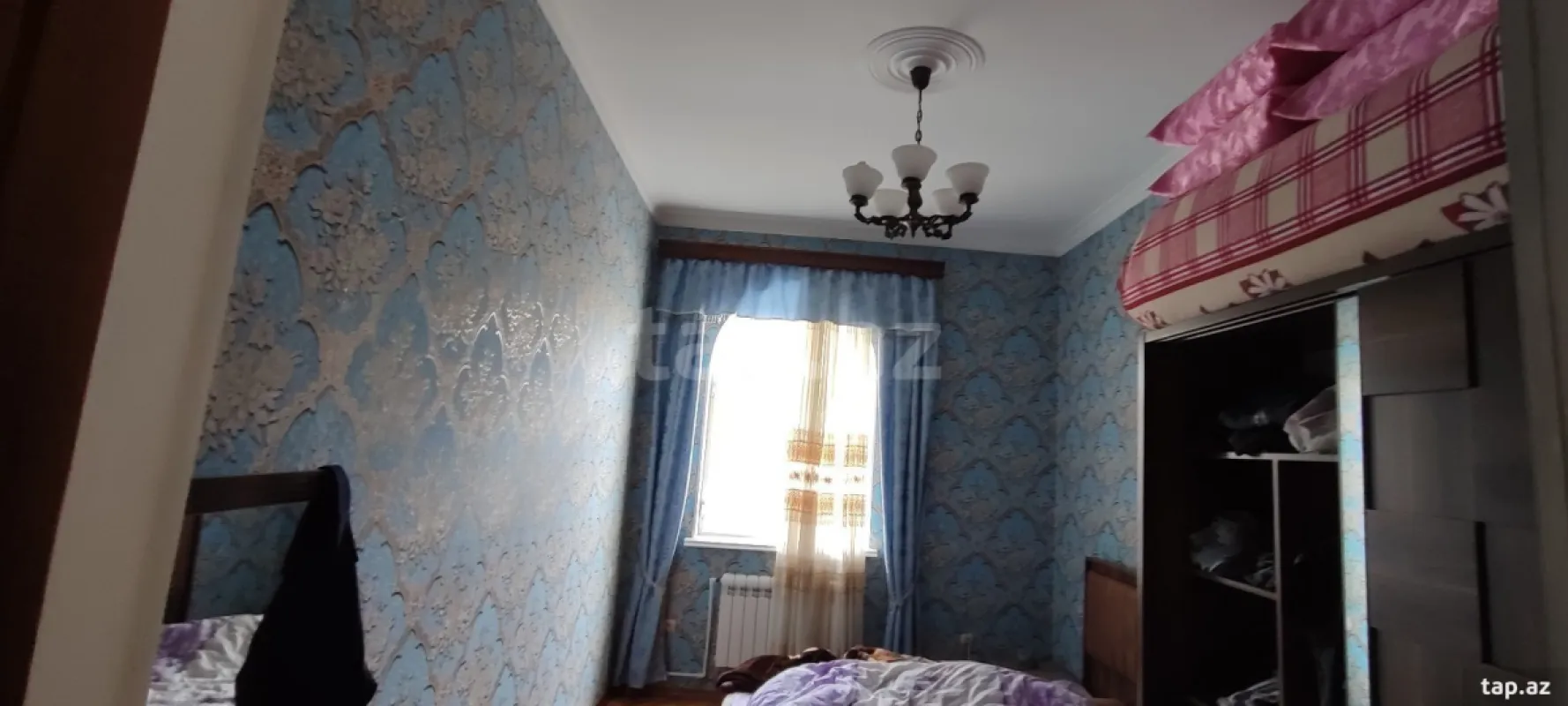 Satılır 8 otaqlı həyət evi