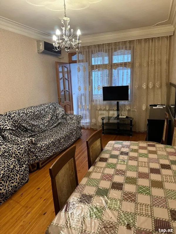 Kirayə verilir 2 otaqlı mənzil 50 m²