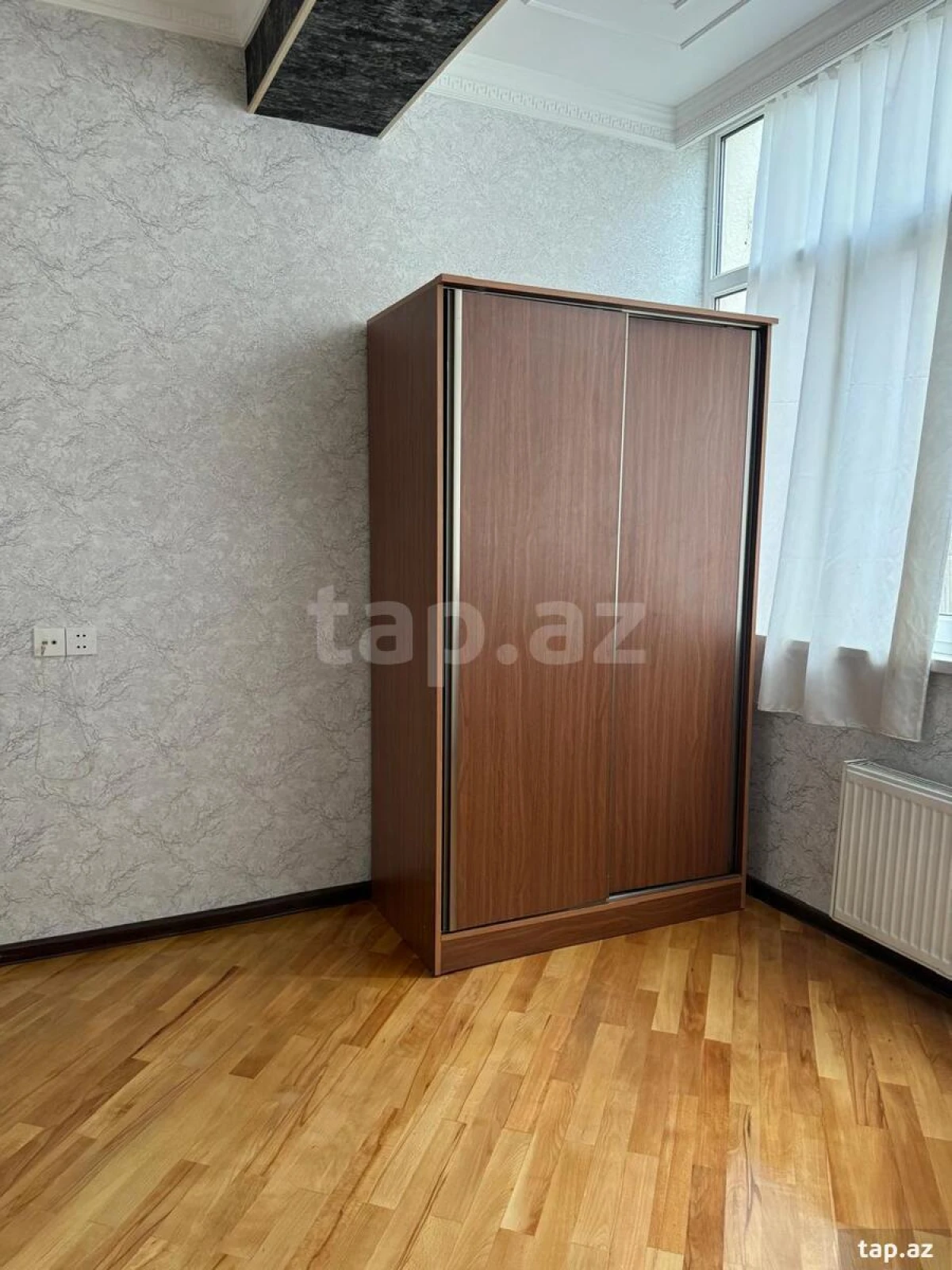 Kirayə verilir 3 otaqlı yeni tikili 98 m²