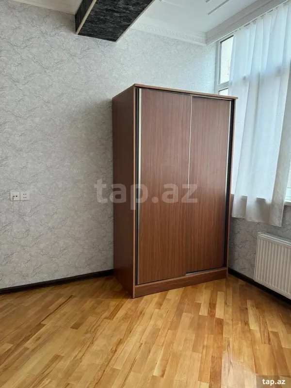 Kirayə verilir 3 otaqlı yeni tikili 98 m²