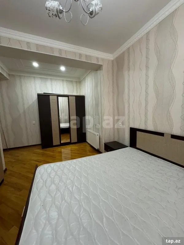 Kirayə verilir 3 otaqlı yeni tikili 98 m²