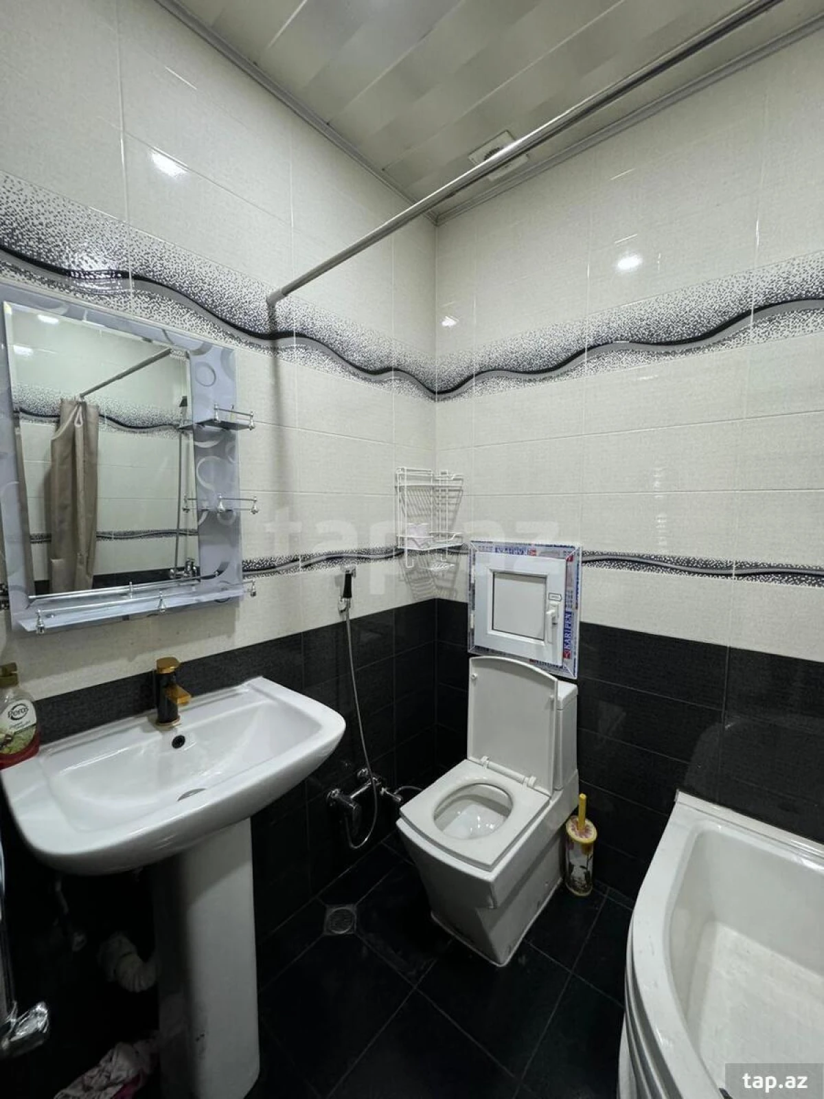 Kirayə verilir 3 otaqlı yeni tikili 98 m²