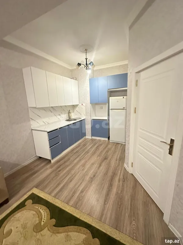 Kirayə verilir 2 otaqlı yeni tikili 80 m²