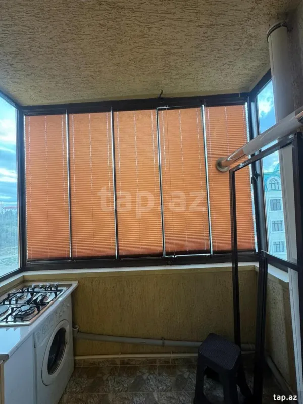 Kirayə verilir 2 otaqlı yeni tikili 80 m²