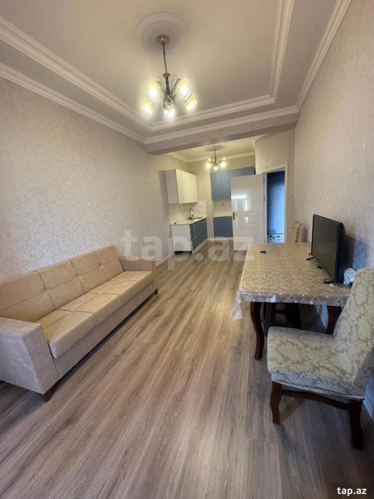Kirayə verilir 2 otaqlı yeni tikili 80 m²