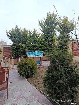Satılır 4 otaqlı həyət evi