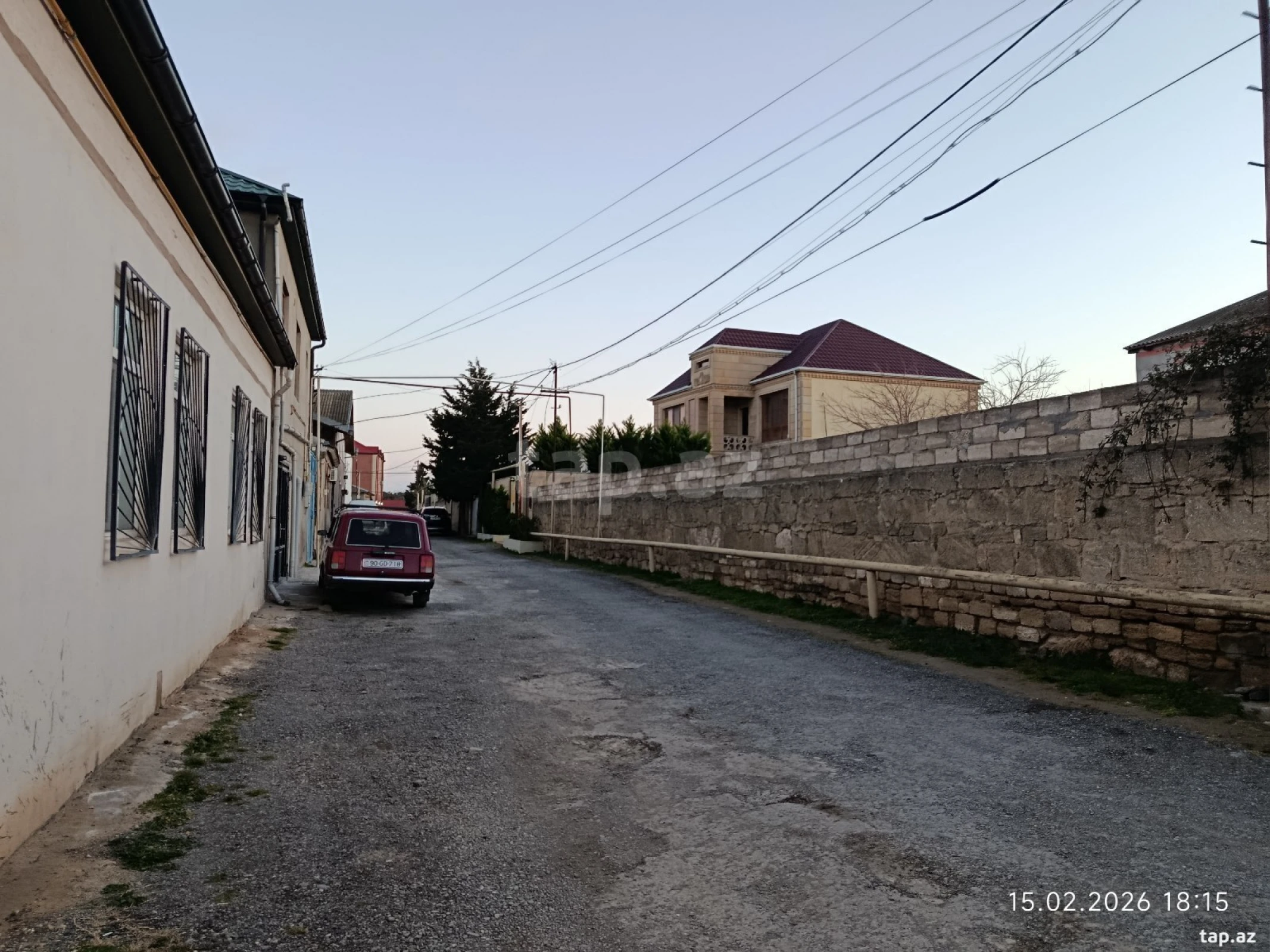 Satılır 4 otaqlı həyət evi