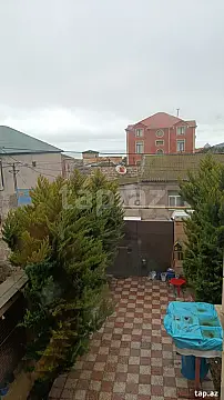 Satılır 4 otaqlı həyət evi