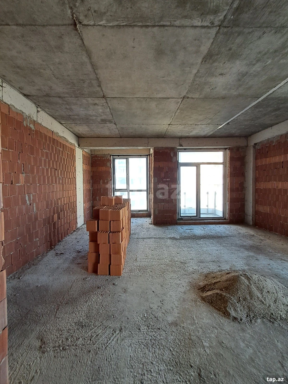 Satılır 1 otaqlı yeni tikili 73 m²