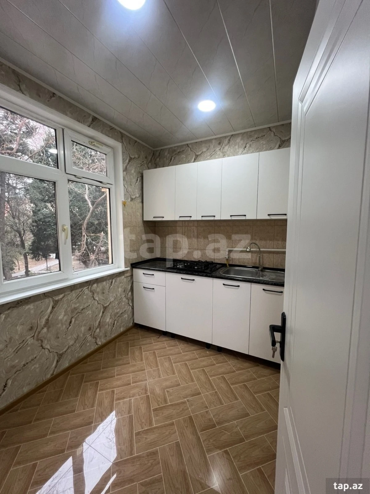 Satılır 2 otaqlı mənzil 55 m²