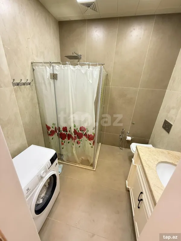 Satılır 1 otaqlı yeni tikili 58 m²