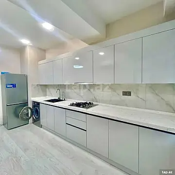 Satılır 2 otaqlı yeni tikili 80 m²