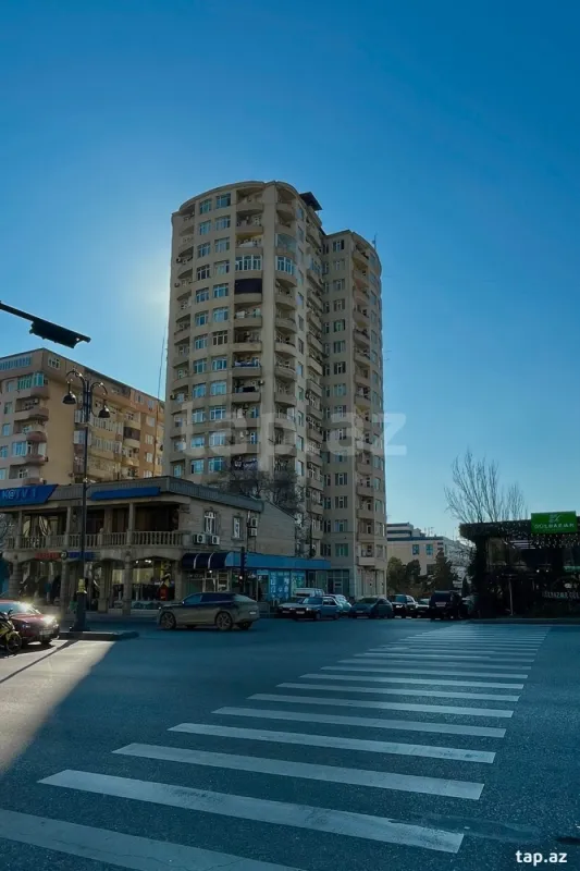 Kirayə verilir 3 otaqlı yeni tikili 100 m²