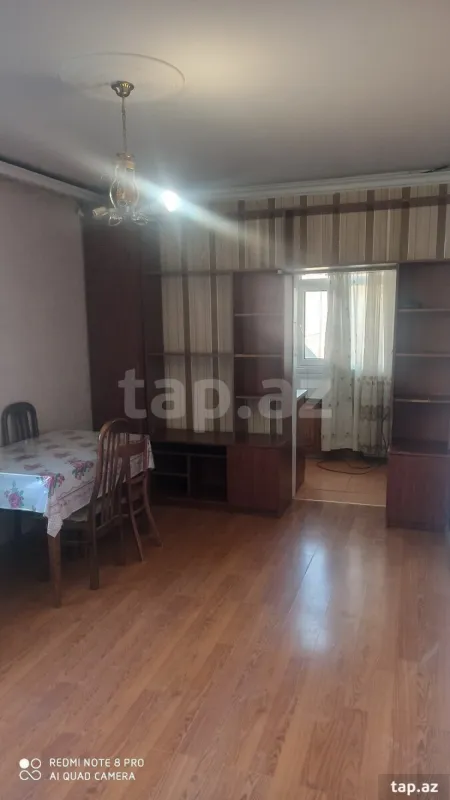 Kirayə verilir 2 otaqlı mənzil 65 m²