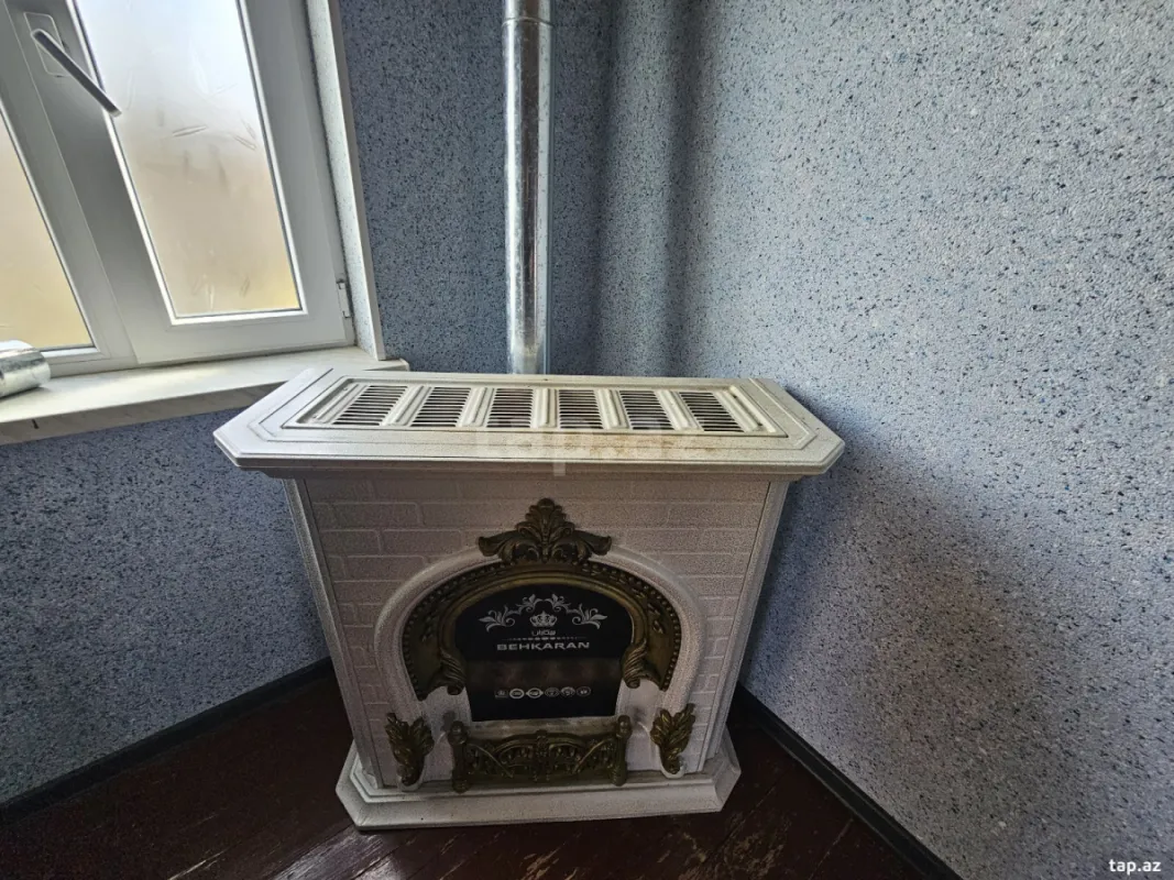 Satılır 4 otaqlı həyət evi