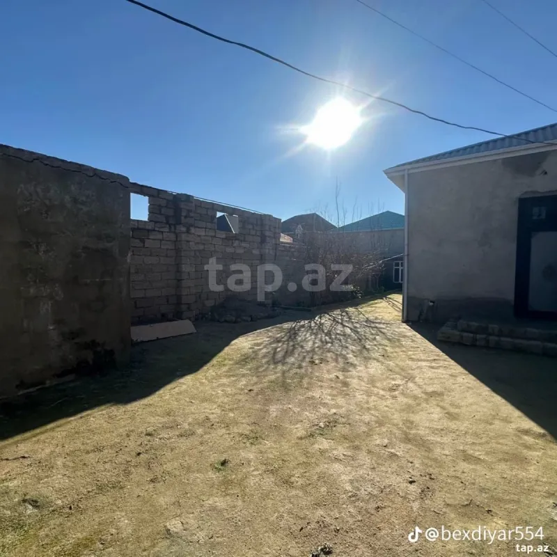 Kirayə verilir 4 otaqlı həyət evi 220 m²