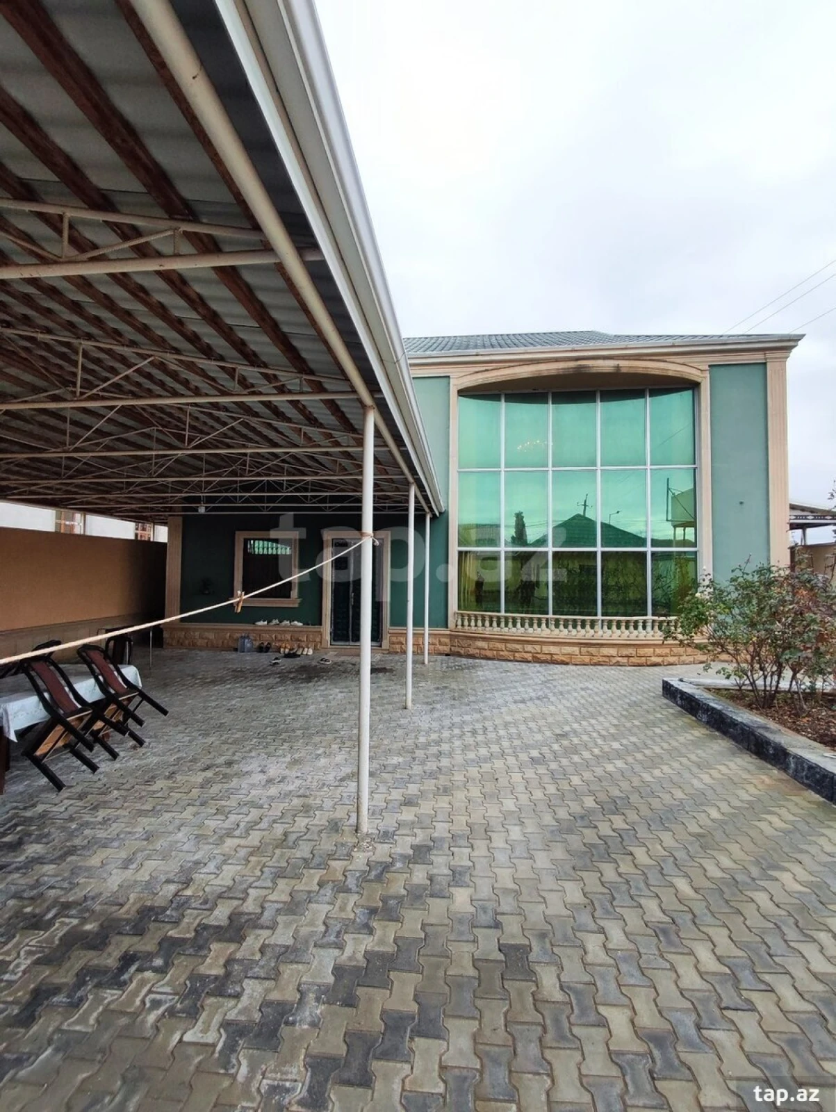 Satılır 5 otaqlı həyət evi