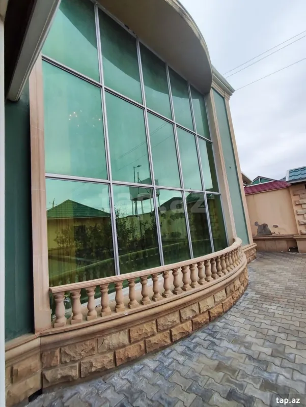 Satılır 5 otaqlı həyət evi