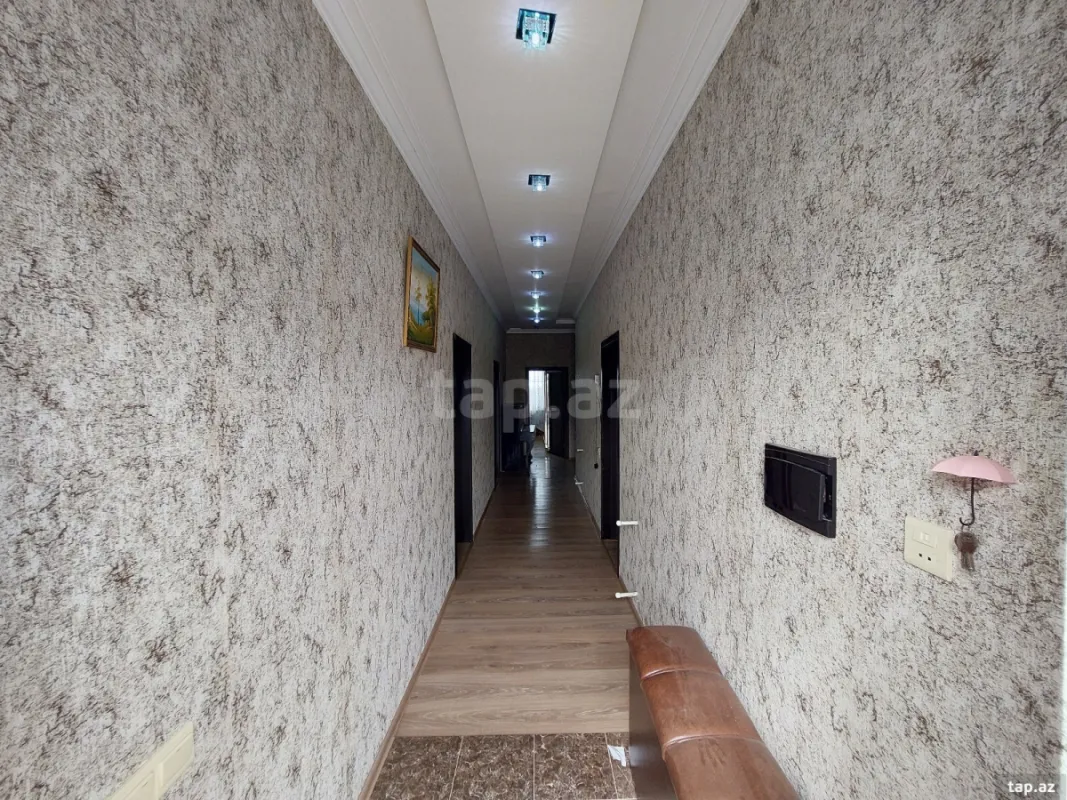 Satılır 4 otaqlı həyət evi