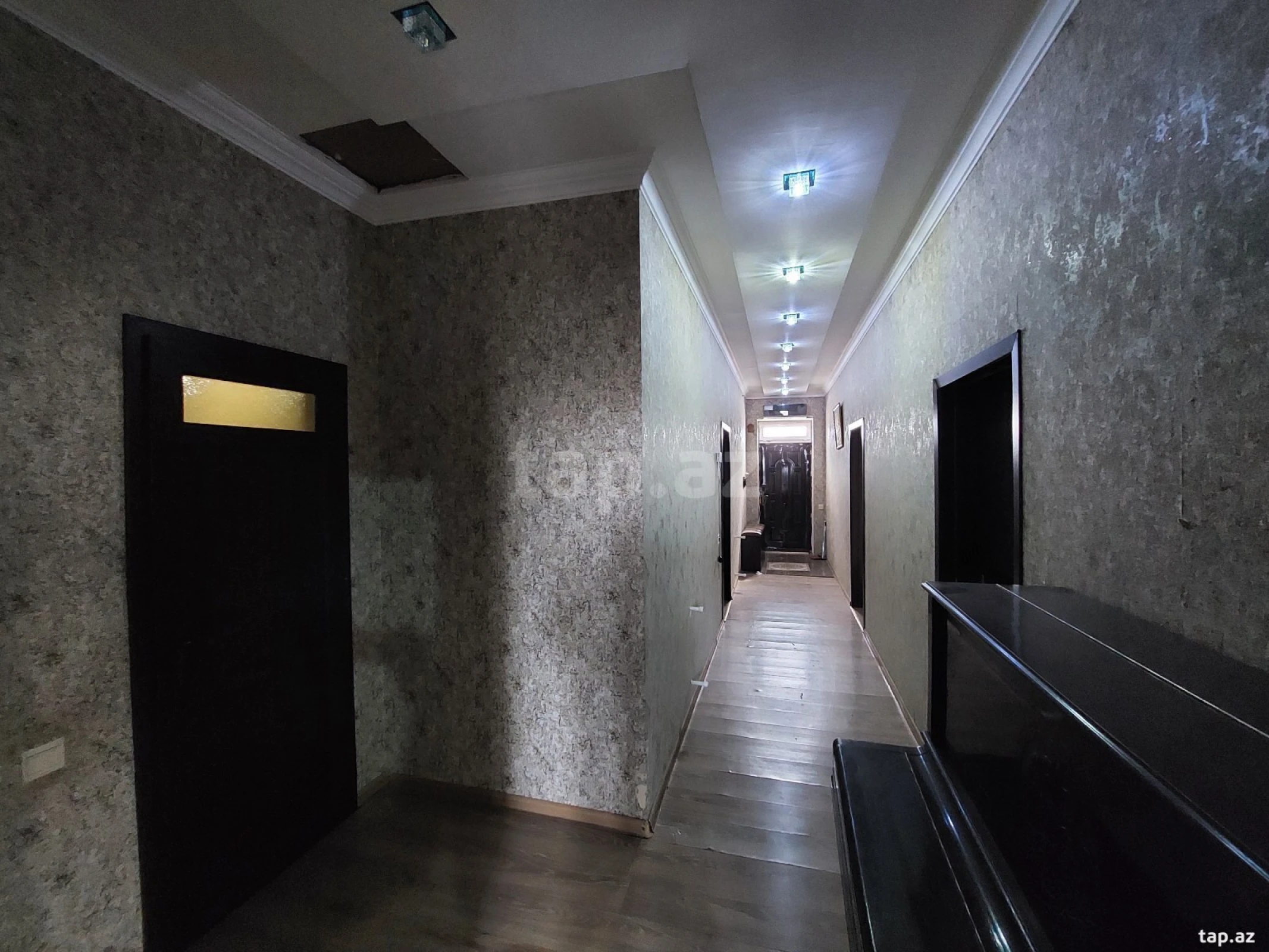 Satılır 4 otaqlı həyət evi