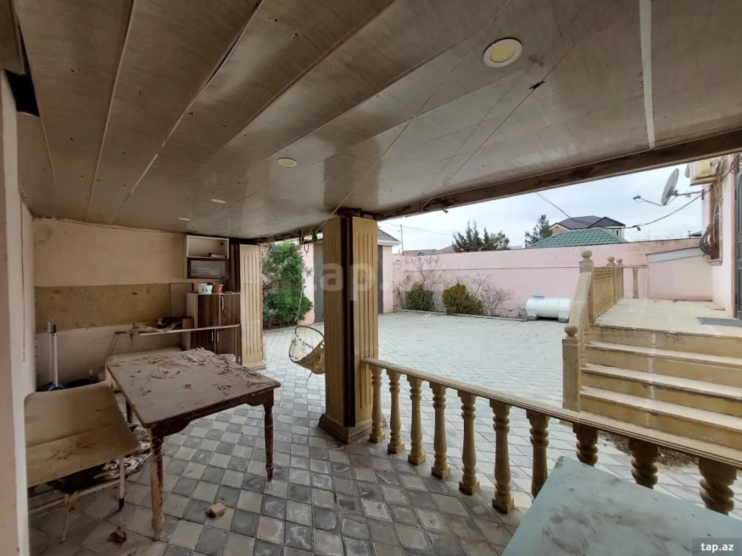 Satılır 4 otaqlı həyət evi