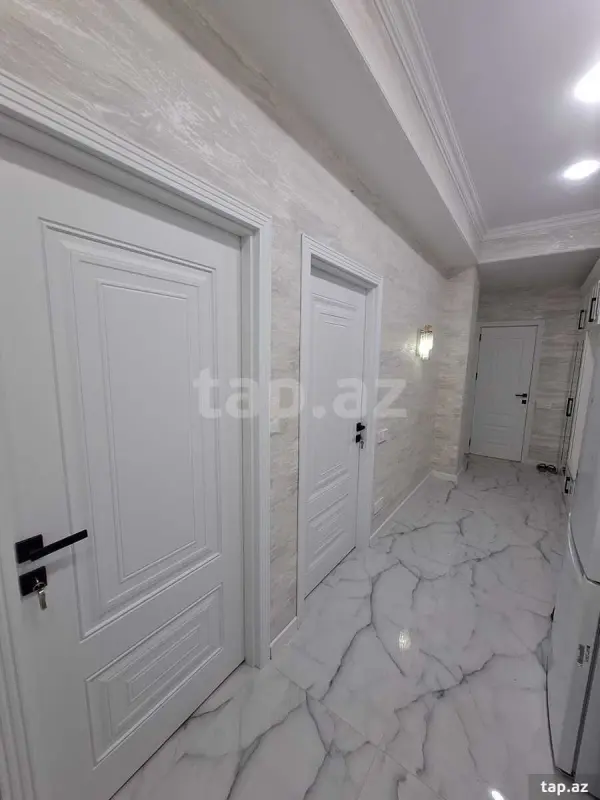 Satılır 3 otaqlı yeni tikili 70 m²