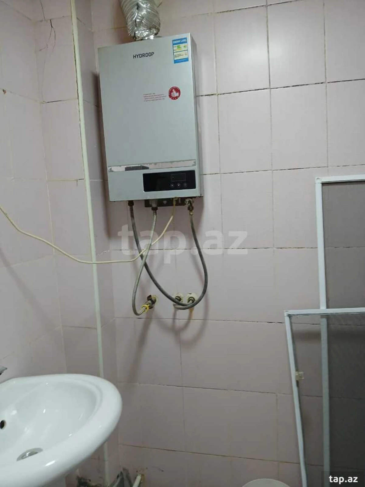 Kirayə verilir 2 otaqlı mənzil 45 m²