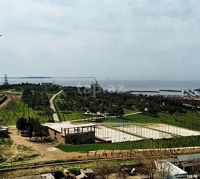 Satılır 3 otaqlı yeni tikili 137 m²