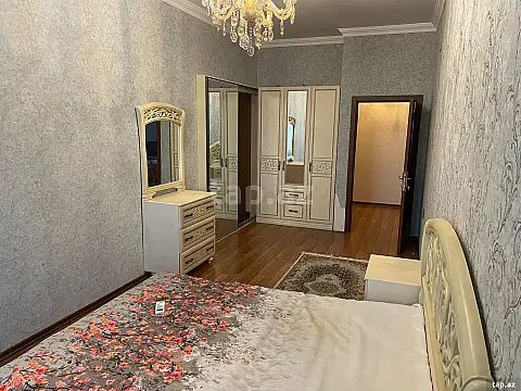 Kirayə verilir 4 otaqlı yeni tikili 170 m²