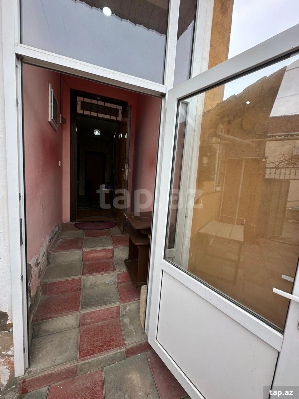 Kirayə verilir 2 otaqlı həyət evi