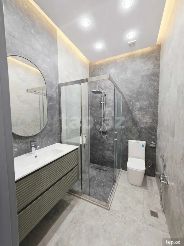 Satılır 4 otaqlı həyət evi