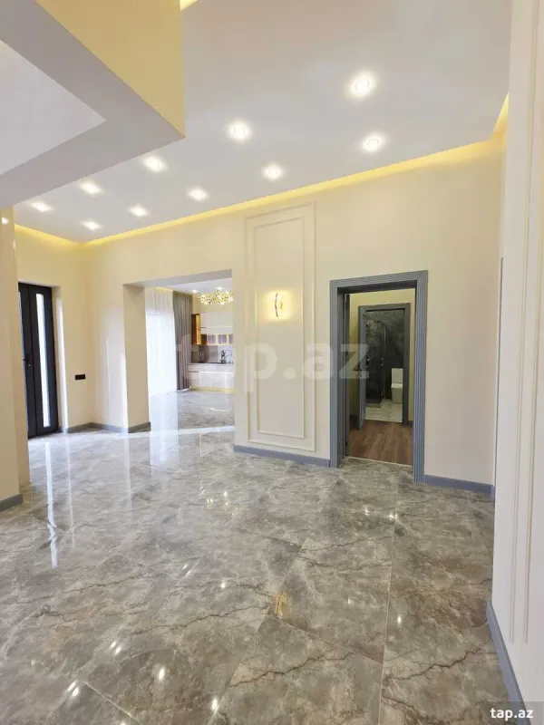 Satılır 4 otaqlı həyət evi