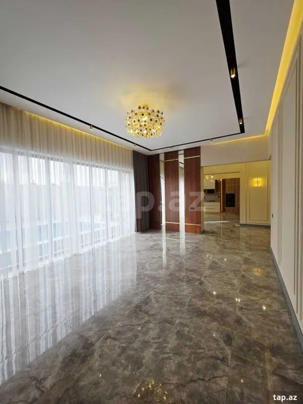 Satılır 4 otaqlı həyət evi