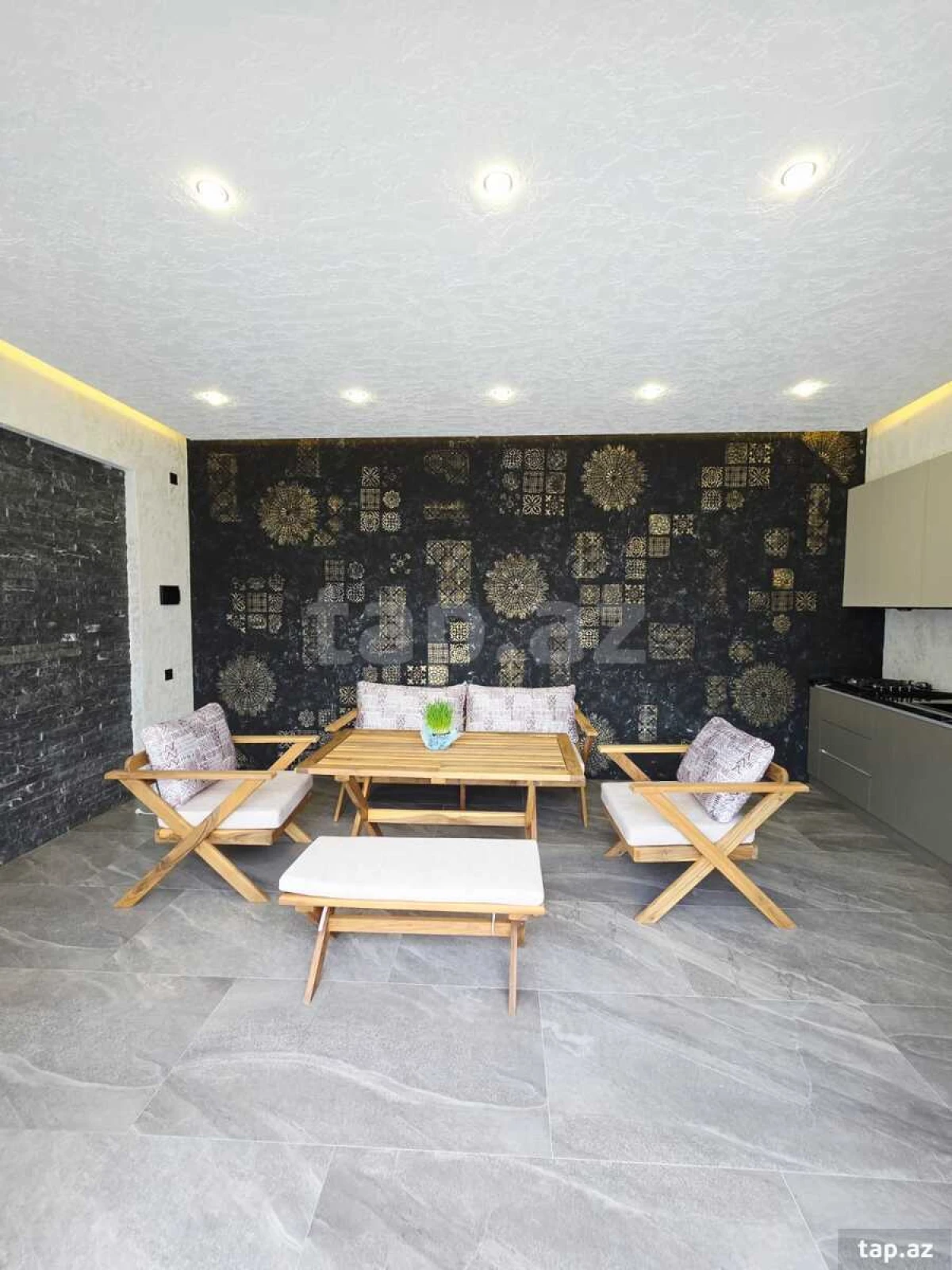 Satılır 4 otaqlı həyət evi