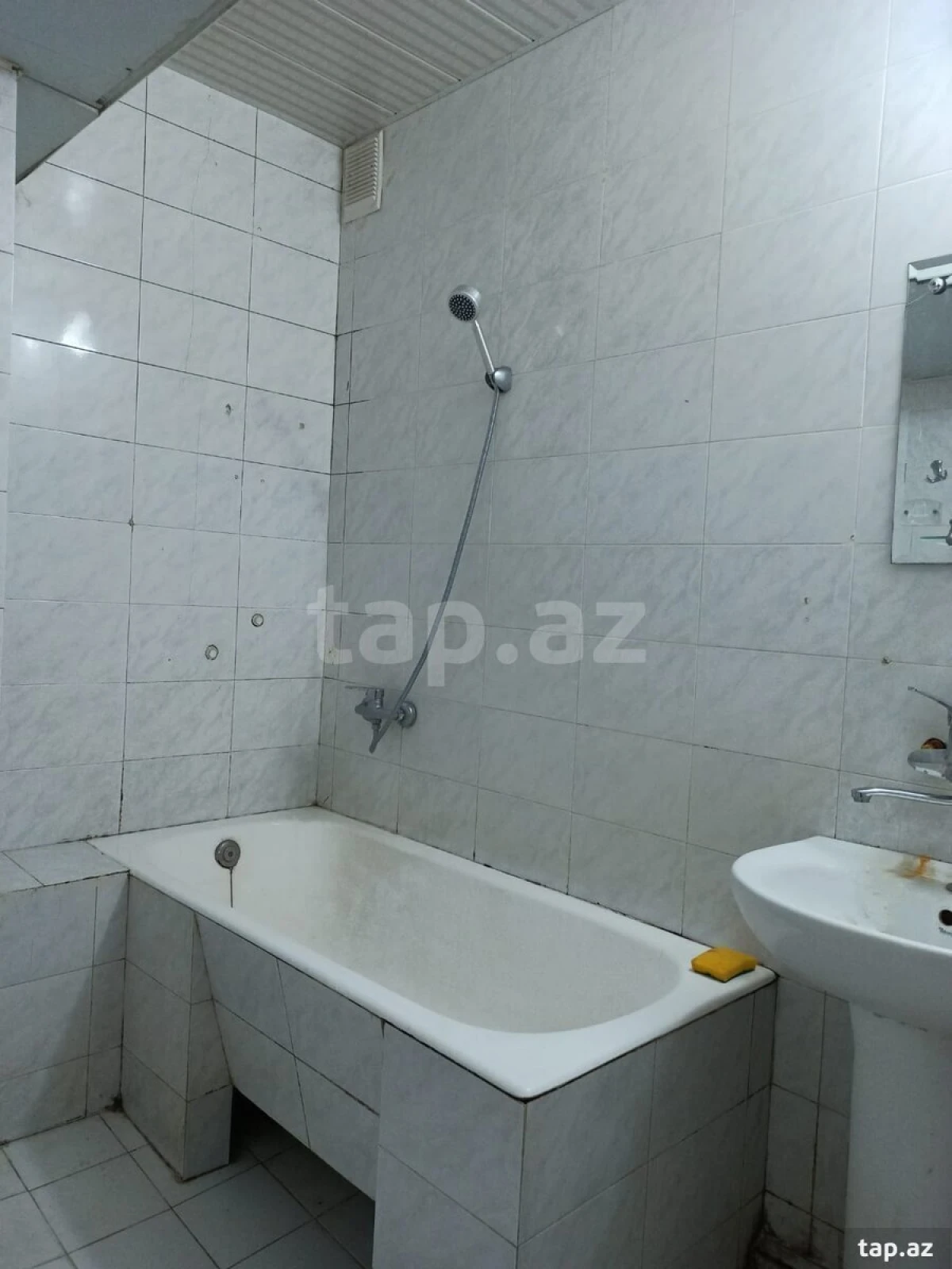 Satılır 2 otaqlı mənzil 40 m²