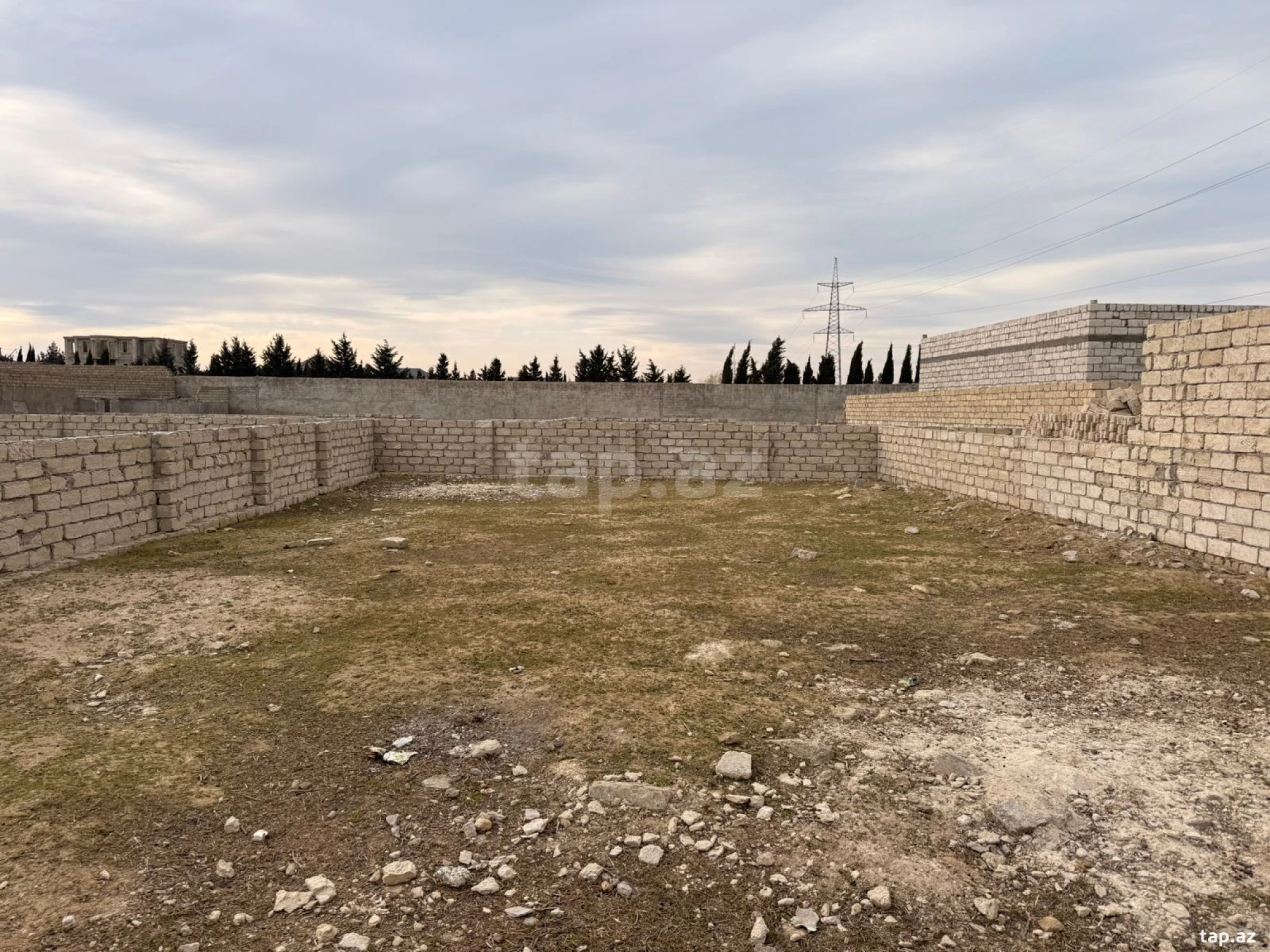 Satılır torpaq sahəsi