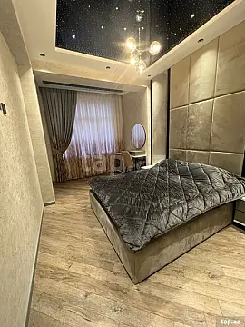 Kirayə verilir 3 otaqlı yeni tikili 72.2 m²