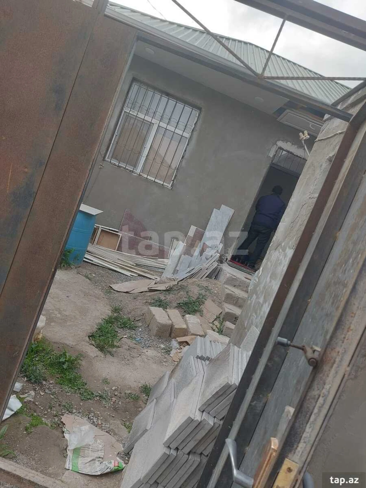 Kirayə verilir 2 otaqlı həyət evi 65 m²