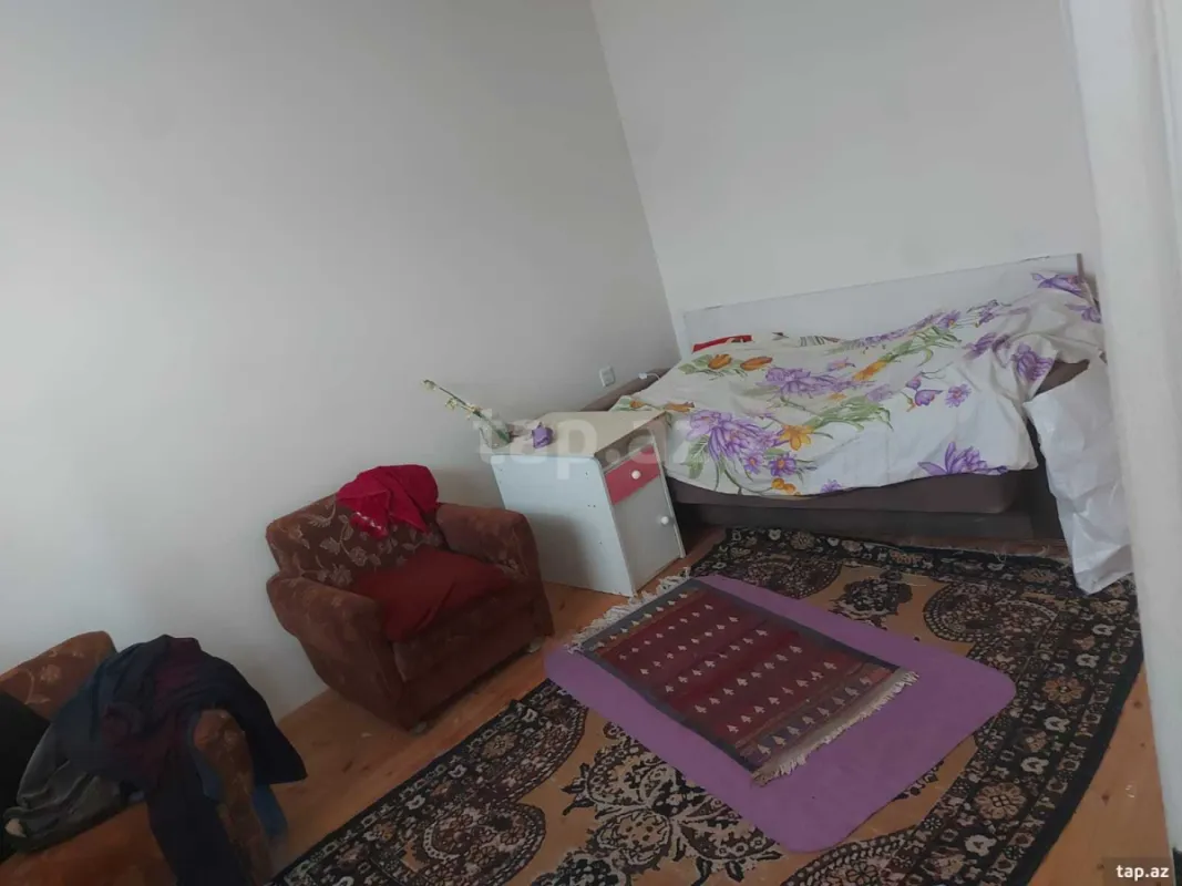 Kirayə verilir 2 otaqlı həyət evi 65 m²