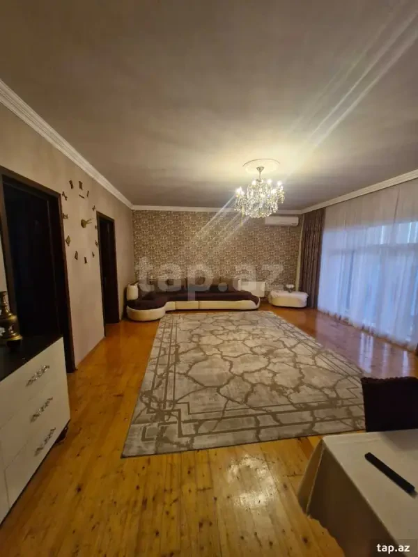 Satılır 4 otaqlı həyət evi 140 m²