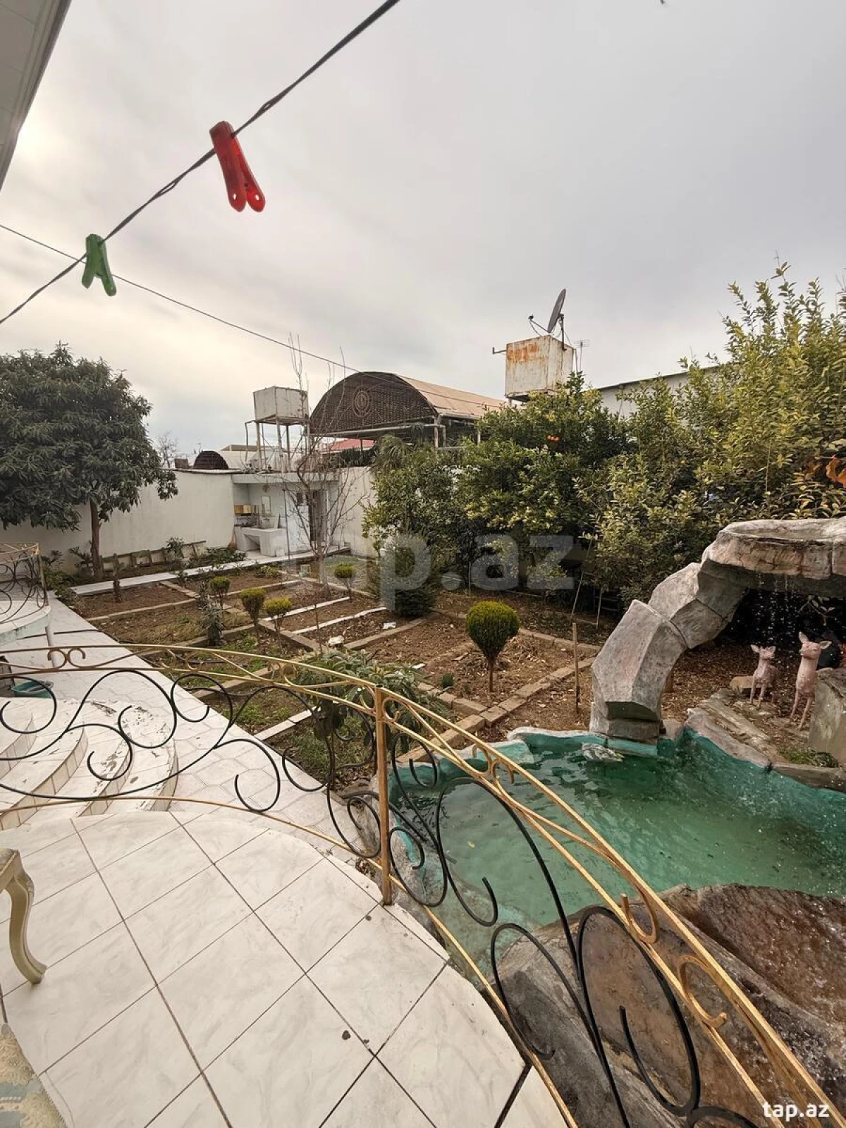 Kirayə verilir 5 otaqlı həyət evi