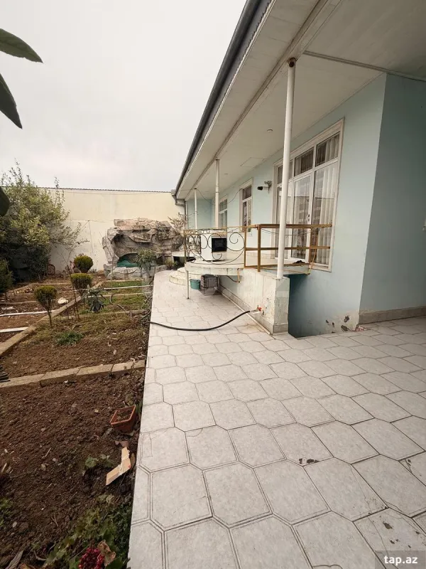 Kirayə verilir 5 otaqlı həyət evi