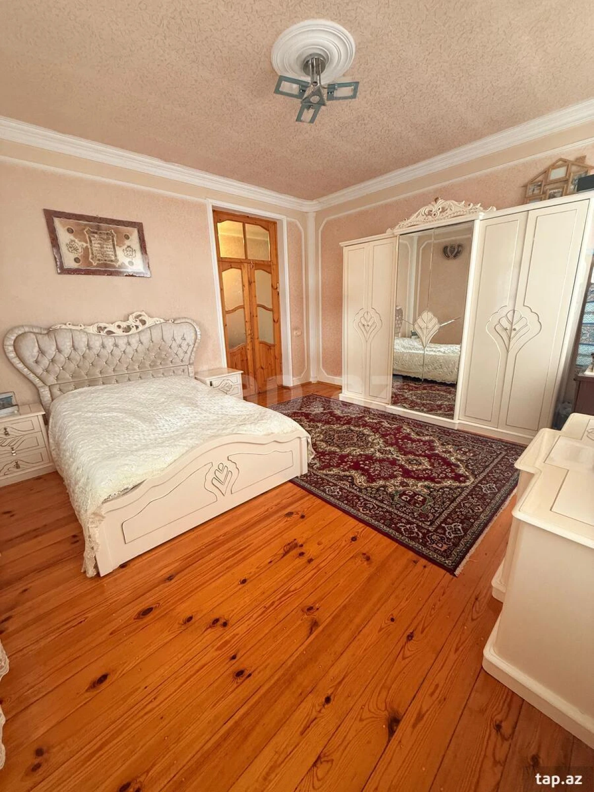 Kirayə verilir 5 otaqlı həyət evi